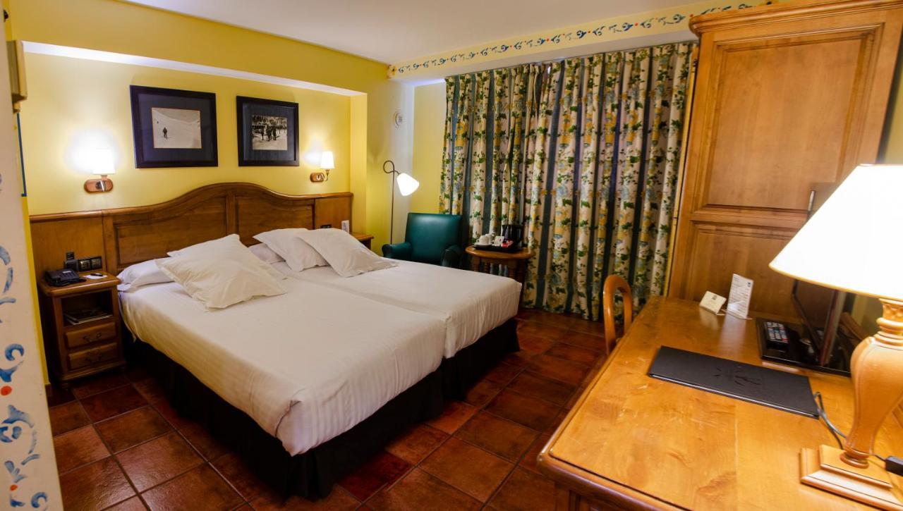 Ski Plaza Hotel & Wellness Canillo Exterior foto